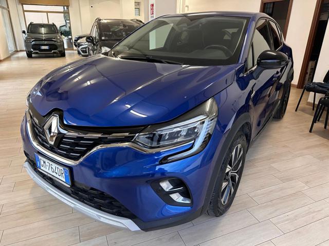 Renault Captur TCe 100 CV GPL Techno - foto 2 di 4