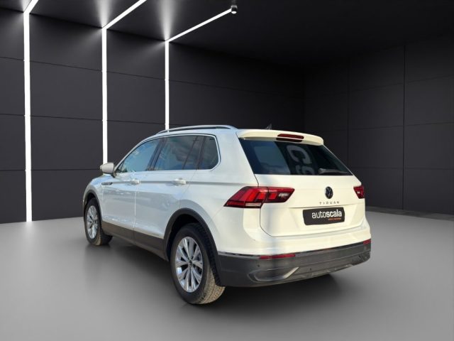 Volkswagen Tiguan 2.0 TDI 150 CV SCR DSG Life - foto 4 di 4