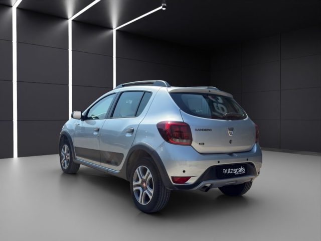 Dacia Sandero Stepway 0.9 TCe 90 CV Techroad - foto 3 di 4