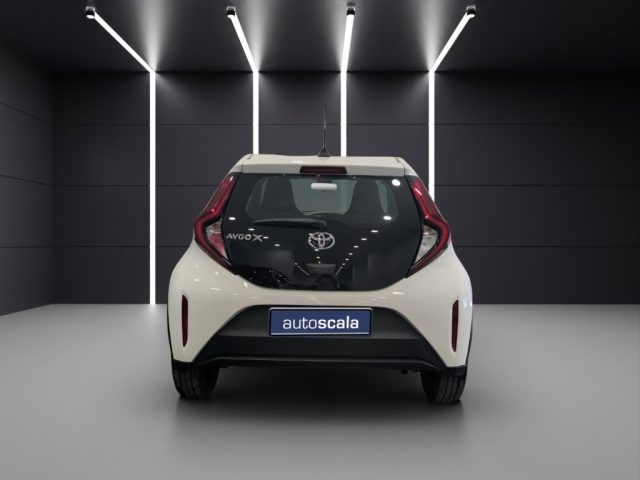 Toyota Aygo X 1.0 VVT-i 72 CV 5 porte Active - foto 4 di 4