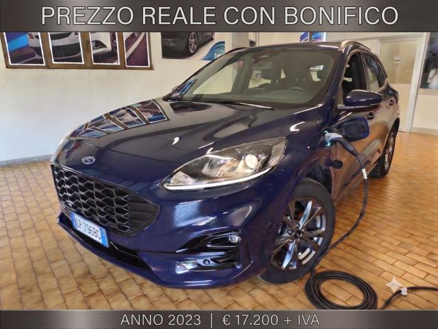 Ford Kuga 2023 ST-LINE PHEV HYBRID DA 225 CV usato a SAREGO