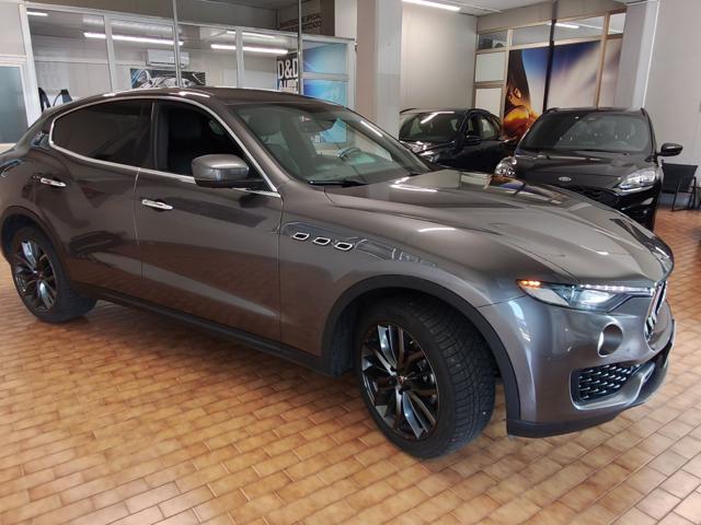 Maserati Levante V6 Diesel AWD, EURO 6/C, PELLE, PALETTE VOLANTE - foto 4 di 4