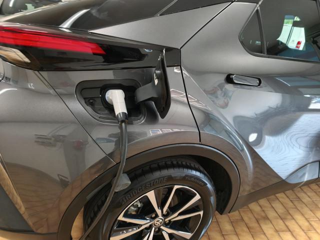 Toyota C-HR 2025 PHEV HYBRID 2.0 DA 223 CV E "ADAS" - foto 2 di 4