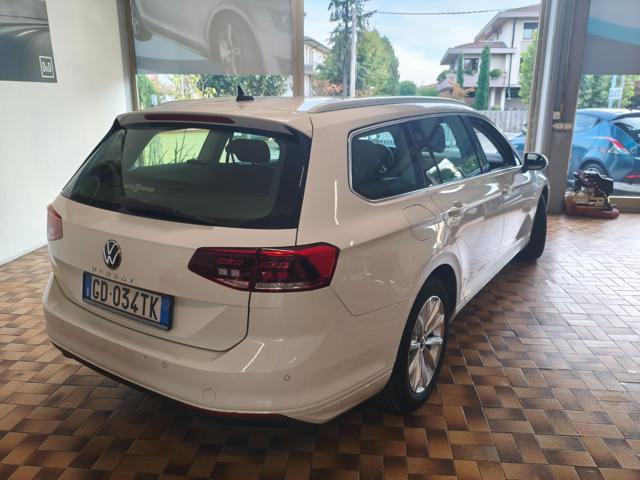 Volkswagen Passat Variant 2020 CC 2.0 AUT 150 CV ADAS - foto 4 di 4