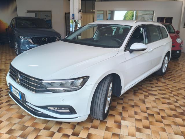 Volkswagen Passat Variant 2020 CC 2.0 AUT 150 CV ADAS, del 2020, 210.000 km, in vendita a Sarego (VI)
