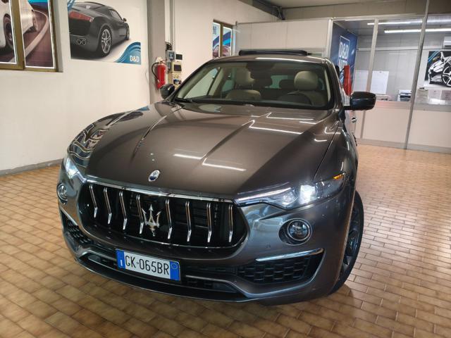 Maserati Levante 2022 HYBRID 4X4 DA 330 CV TETTO APRIBILE - foto 4 di 4