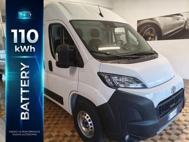 Toyota Proace Max 2025 ELETTRIC 110KWH 35H, del 2025, 2.099 km, in vendita a Sarego (VI)