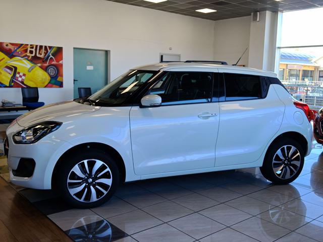 Suzuki Swift 1.2 Hybrid 4WD AllGrip Top usato a GAZZADA SCHIANNO