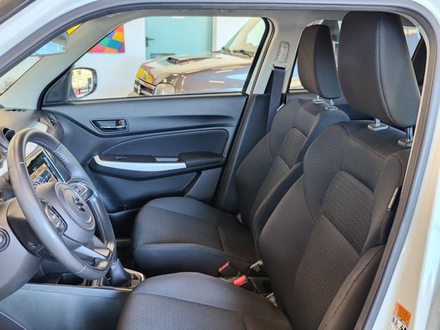 Suzuki Swift 1.2 Hybrid 4WD AllGrip Top usato a GAZZADA SCHIANNO