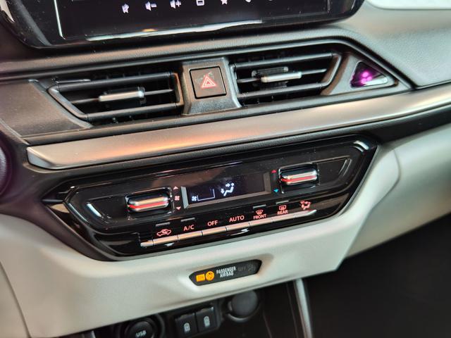 Suzuki Swift 2024 - Hybrid 1.2 Top BICOLOR - NEOPATENTATI nuovo a GAZZADA SCHIANNO