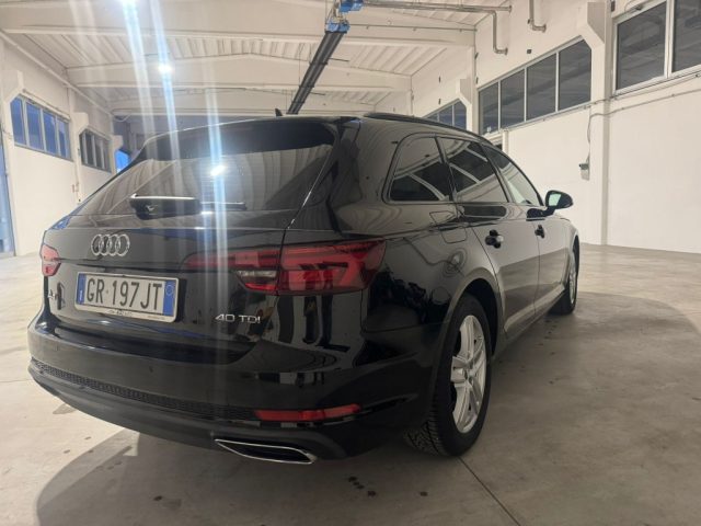 Audi A4 Avant 40 TDI quattro S tronic Sport - foto 4 di 4
