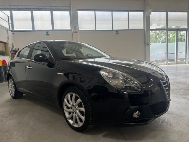 Alfa Romeo Giulietta 1.6 JTDm-2 120 CV Distinctive - foto 2 di 4
