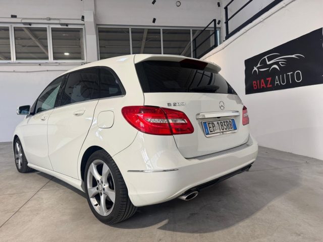 Mercedes-Benz B 200 CDI BlueEFFICIENCY Premium 136CV - foto 3 di 4