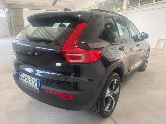 Volvo XC40 T5 Recharge Plug-in Hybrid R-design - foto 3 di 4