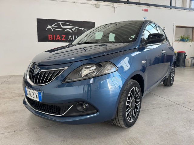 Lancia Ypsilon 1.0 FireFly 5 porte S&S Hybrid Gold 70CV - foto 2 di 4
