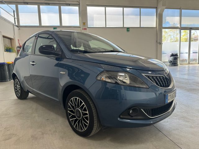 Lancia Ypsilon 1.0 FireFly 5 porte S&S Hybrid Gold 70CV - foto 3 di 4