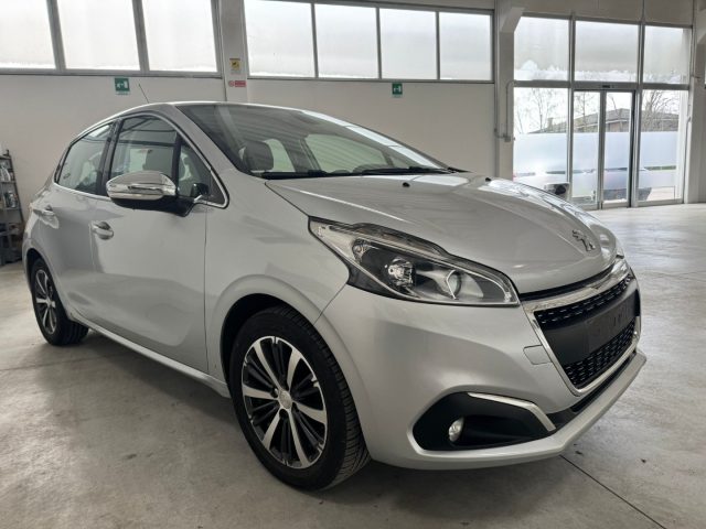 Peugeot 208 1� serie PureTech Turbo 110 S&S 5 porte Allure - foto 2 di 4