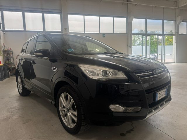 Ford Kuga 2.0 TDCI 180 CV S&S 4WD Powershift Titanium X - foto 2 di 4