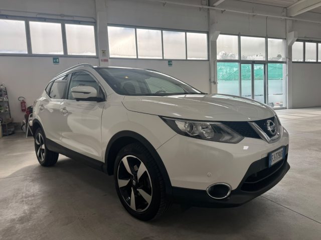 Nissan Qashqai 1.6 dCi X-Tronic 2WD Tekna+ TETTO PANORAMA - foto 2 di 4