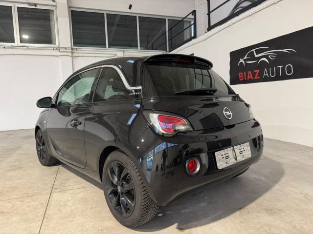 Opel Adam 1.2 70 CV 3p. Glam Total Black - foto 3 di 4