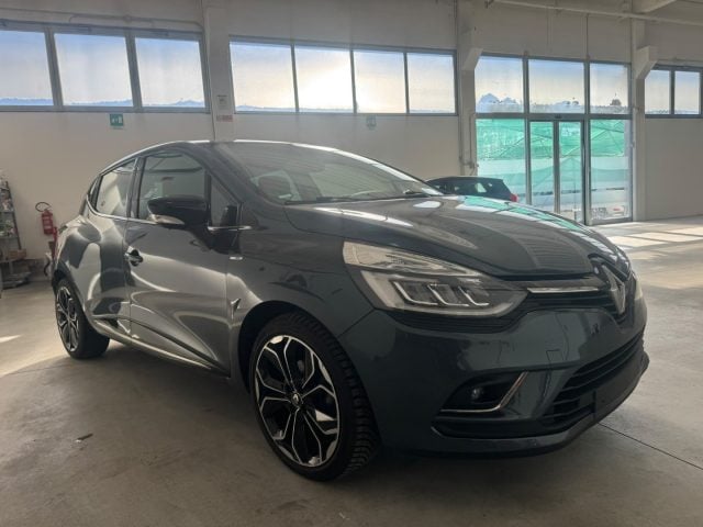 Renault Clio TCe 120CV Start&Stop 5 porte Energy Intens - foto 2 di 4