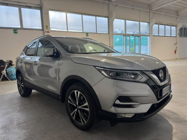 Nissan Qashqai 1.5 dCi 115 CV Tekna - foto 2 di 4