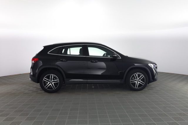 Mercedes-Benz CLA sse GLA GLA 200 d Automatic 4MATIC SPORT PLUS - foto 3 di 4