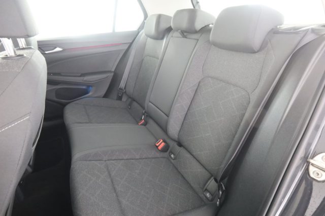 Volkswagen Golf Golf 1.0 eTSI EVO DSG Life - foto 3 di 4