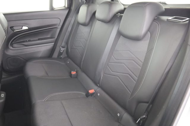 Jeep Avenger Avenger 1.2 Turbo 100 CV Summit - foto 3 di 4