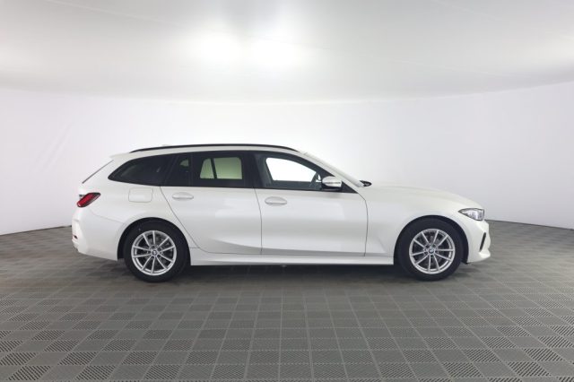 BMW 318 Serie 3 (G20/G21) d 48V Touring - foto 3 di 4