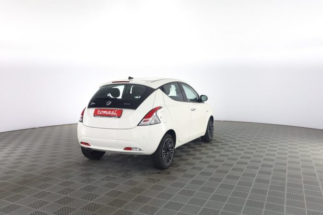 Lancia Ypsilon Ypsilon 1.0 FireFly 5 porte S&S Hybrid Gold - foto 4 di 4