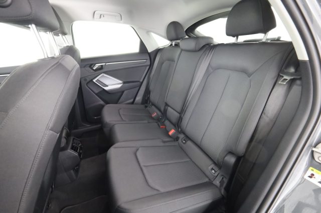 Audi Q3 Q3 SPB 35 TDI S tronic Business Plus - foto 3 di 4
