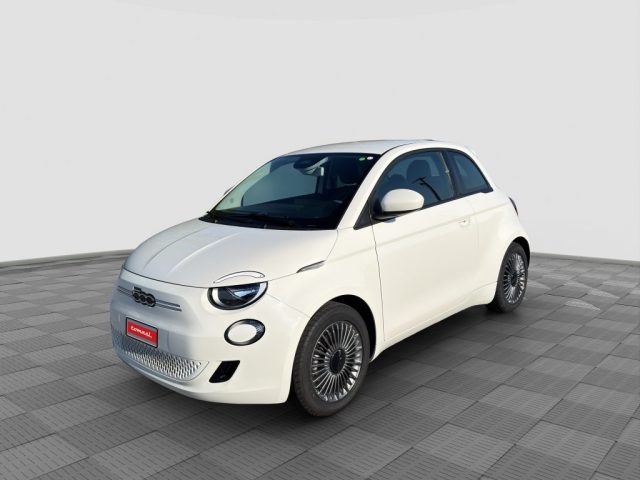 Fiat 500e 500 Icon + Berlina usato a ROMA