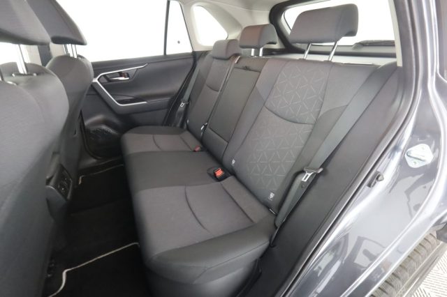 Toyota Dyna RAV4 RAV4 2.5 HV (218CV) E-CVT 2WD Active/mic/Styl - foto 3 di 4