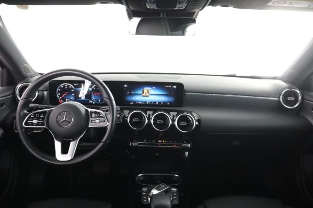 Mercedes-Benz A 180 A 200 d Automatic Business Extra - foto 4 di 4