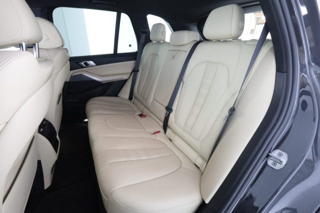 BMW X5 X5 xDrive30d 48V Business - foto 3 di 4