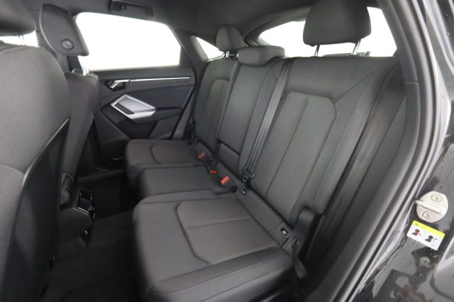 Audi Q3 Q3 SPB 35 TDI S tronic Identity Black - foto 3 di 4