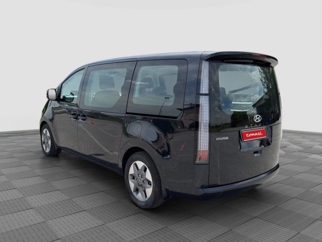 Hyundai STARIA Staria 2.2 AT AWD 9 posti Wagon - foto 3 di 4