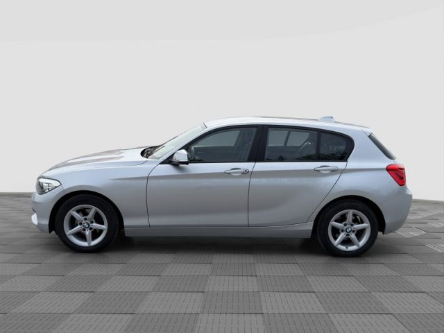 BMW 118 Serie 1 i 5p. Advantage - foto 2 di 4