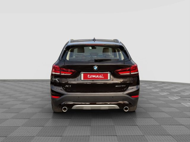 BMW X1 X1 sDrive18d xLine Plus - foto 4 di 4