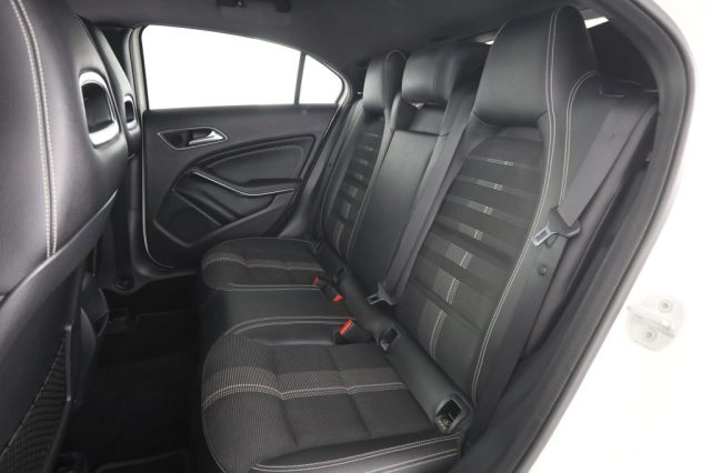 Mercedes-Benz A 180 A 180 d Automatic Sport - foto 2 di 4
