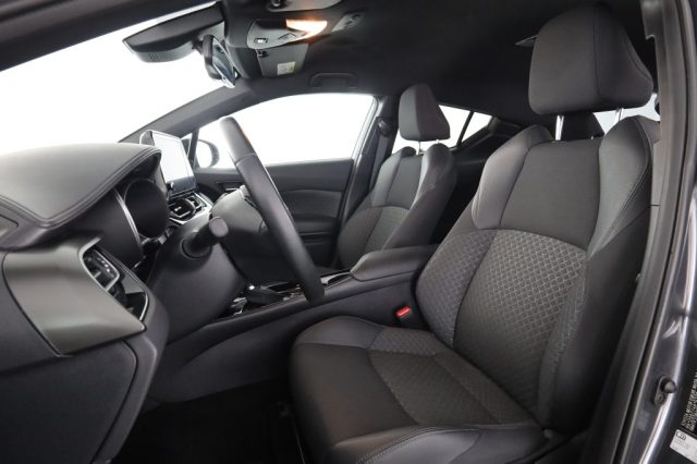 Toyota C-HR C-HR 2.0 Hybrid E-CVT Morebusiness - foto 2 di 4