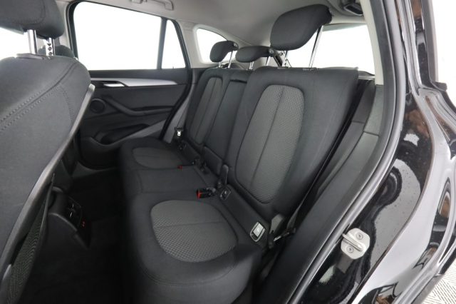BMW X1 X1 sDrive18d BUSINESS ADVANTAGE - foto 3 di 4