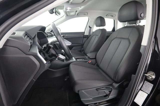 Audi Q3 Q3 35 TDI S tronic Business - foto 2 di 4