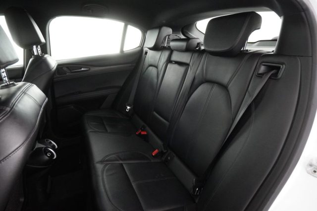 Alfa Romeo Stelvio Stelvio 2.2 Turbodiesel 210 CV AT8 Q4 Ti - foto 3 di 4