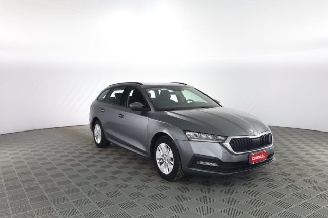 Skoda Octavia Octavia 2.0 TDI EVO SCR DSG Wagon Executive - foto 2 di 4