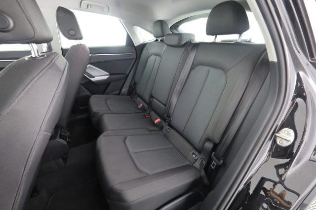 Audi Q3 Q3 SPB 35 TDI S tronic Business Plus - foto 3 di 4