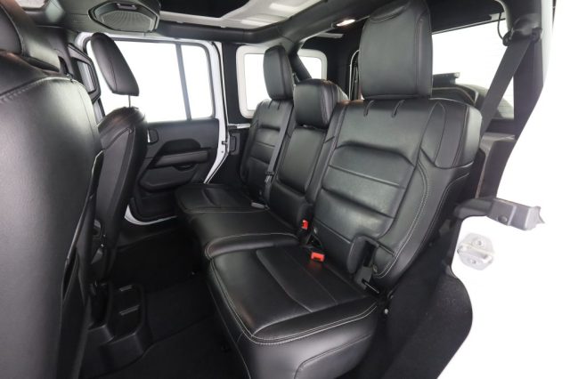 Jeep Wrangler Wrangler Unlimited 2.2 Mjt II Sahara - foto 3 di 4