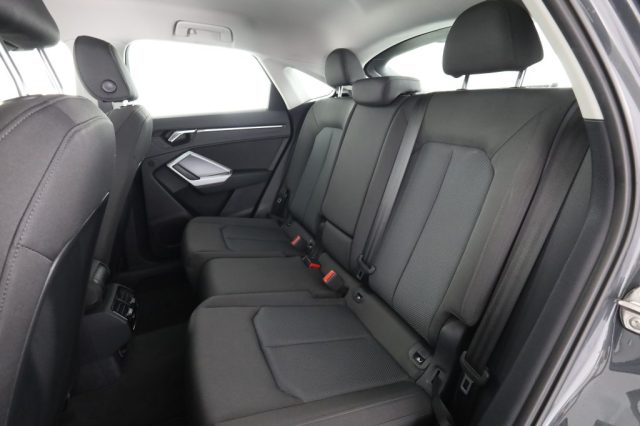 Audi Q3 Q3 SPB 35 TDI S tronic Business Plus - foto 3 di 4