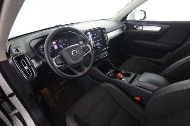 Volvo XC40 XC40 D4 AWD Geartronic Business Plus/Momentum Pro usato a ROMA